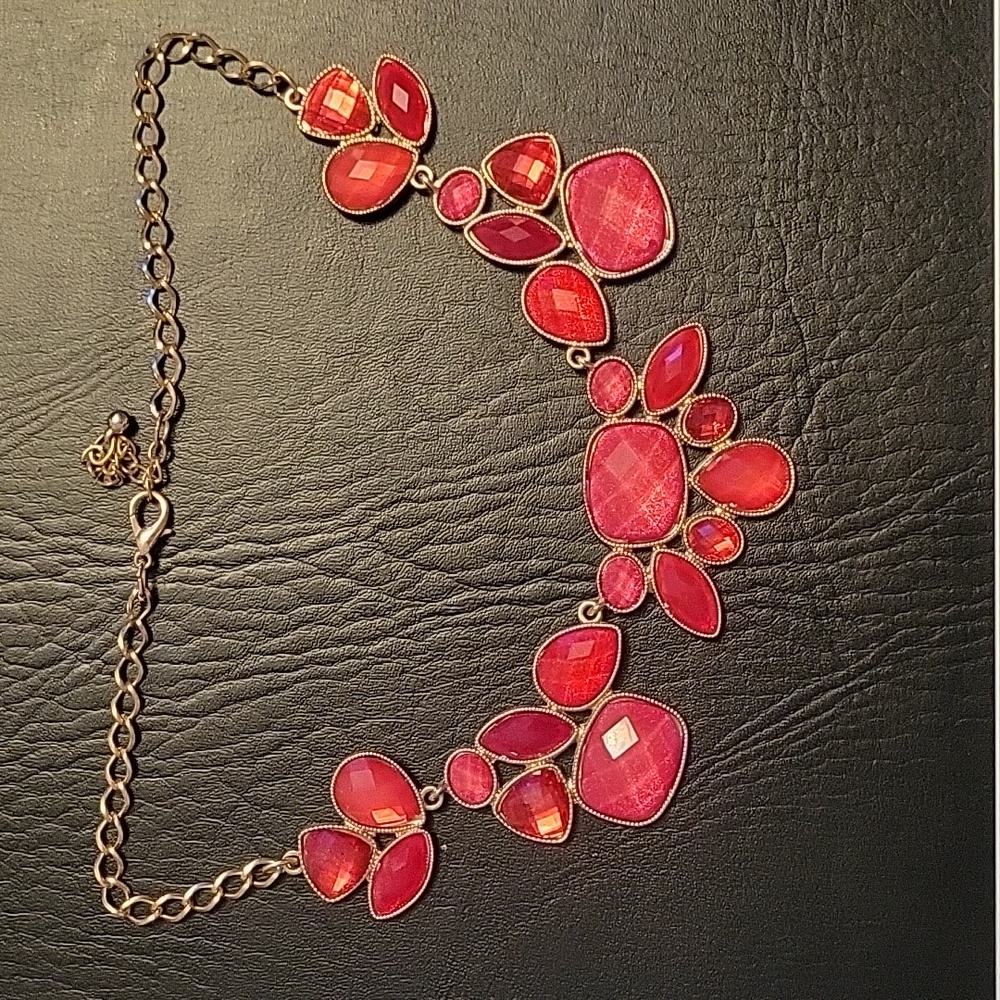 Premier Designs Red collar necklace